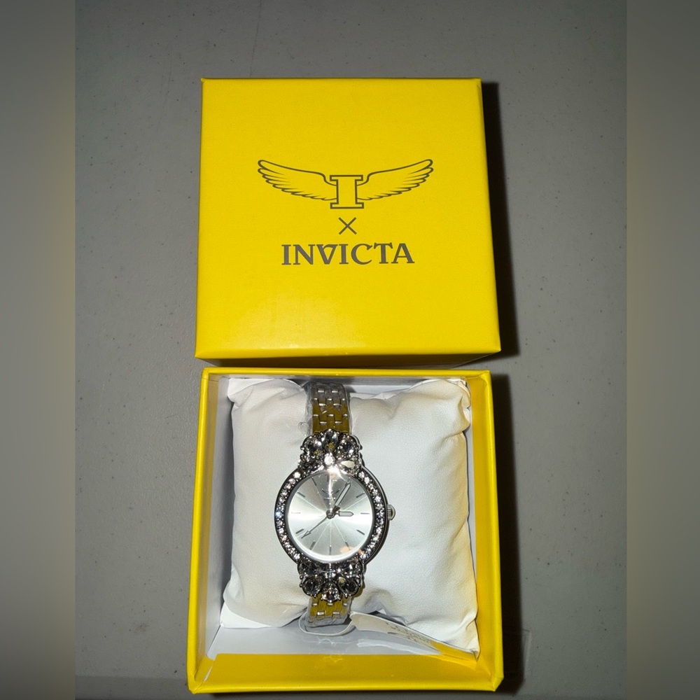 ⌚️NWT! Invicta Wildflower Women's Watch - 30mm, Steel